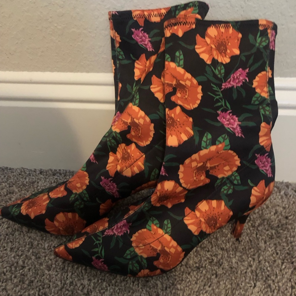 Floral Mid-Heel Sock Booties